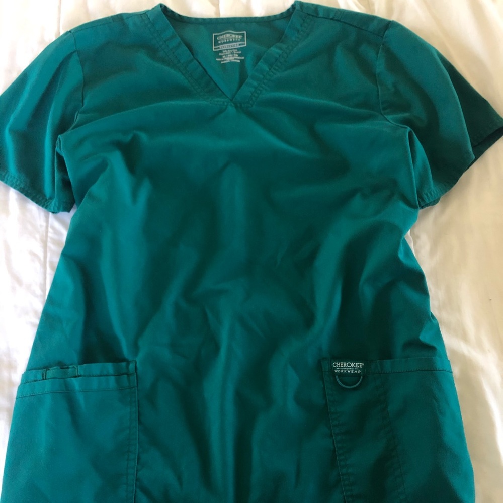 Cherokee Scrub Top